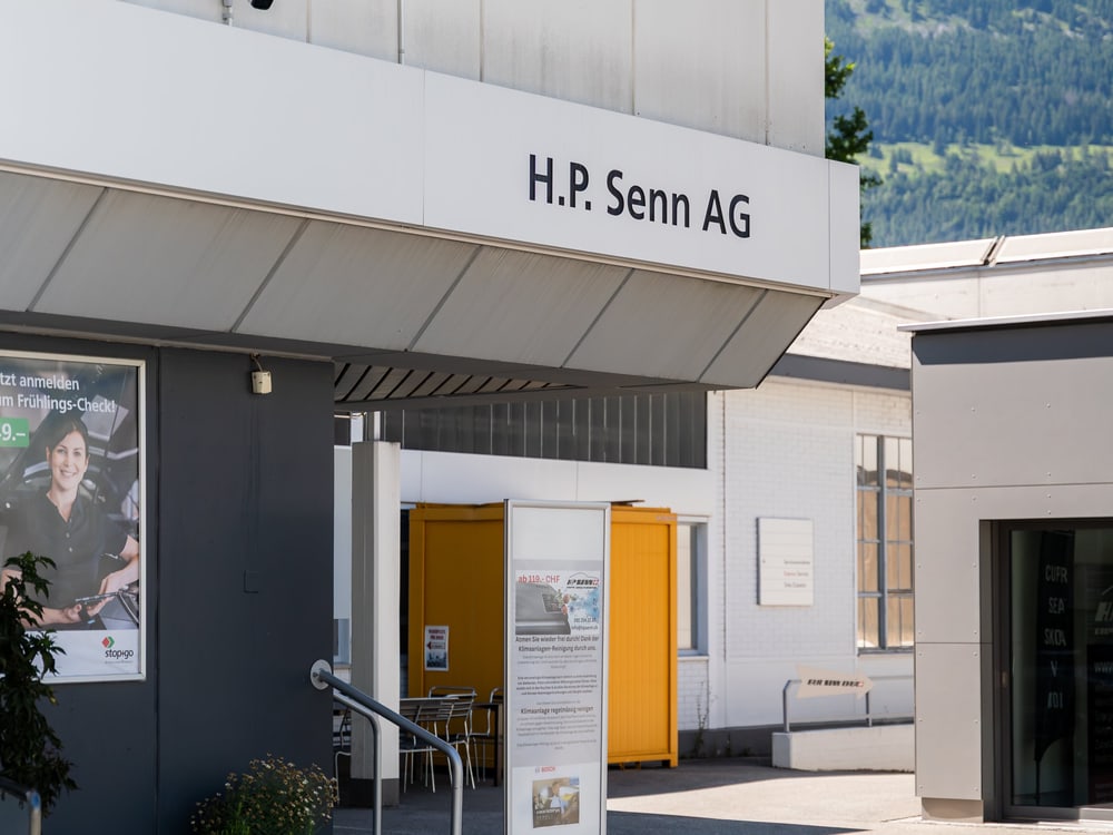 Firmenschild H.P. Senn AG